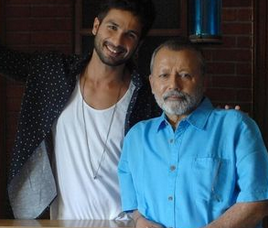 Shahid Kapoor with dad